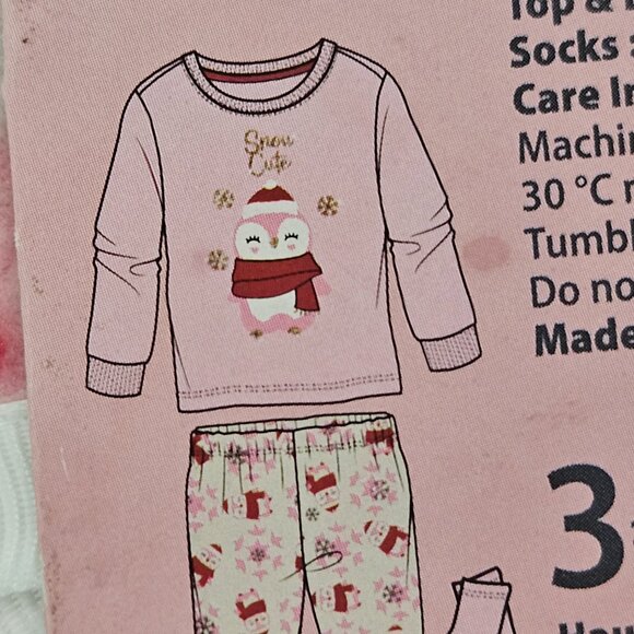 Girls 3 Pc sets of fleece pajamas top, pants and socks NWT 2T and 4T - Picture 1 of 7